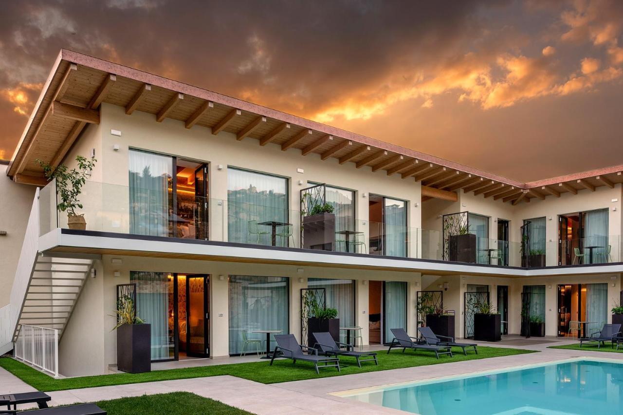 Relais Limonaia - Suites & Garden Spa Torri Del Benaco Exterior photo